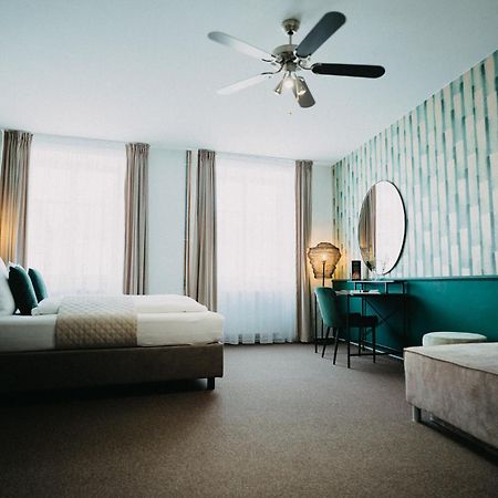 House Otel Hradec Králové Dış mekan fotoğraf