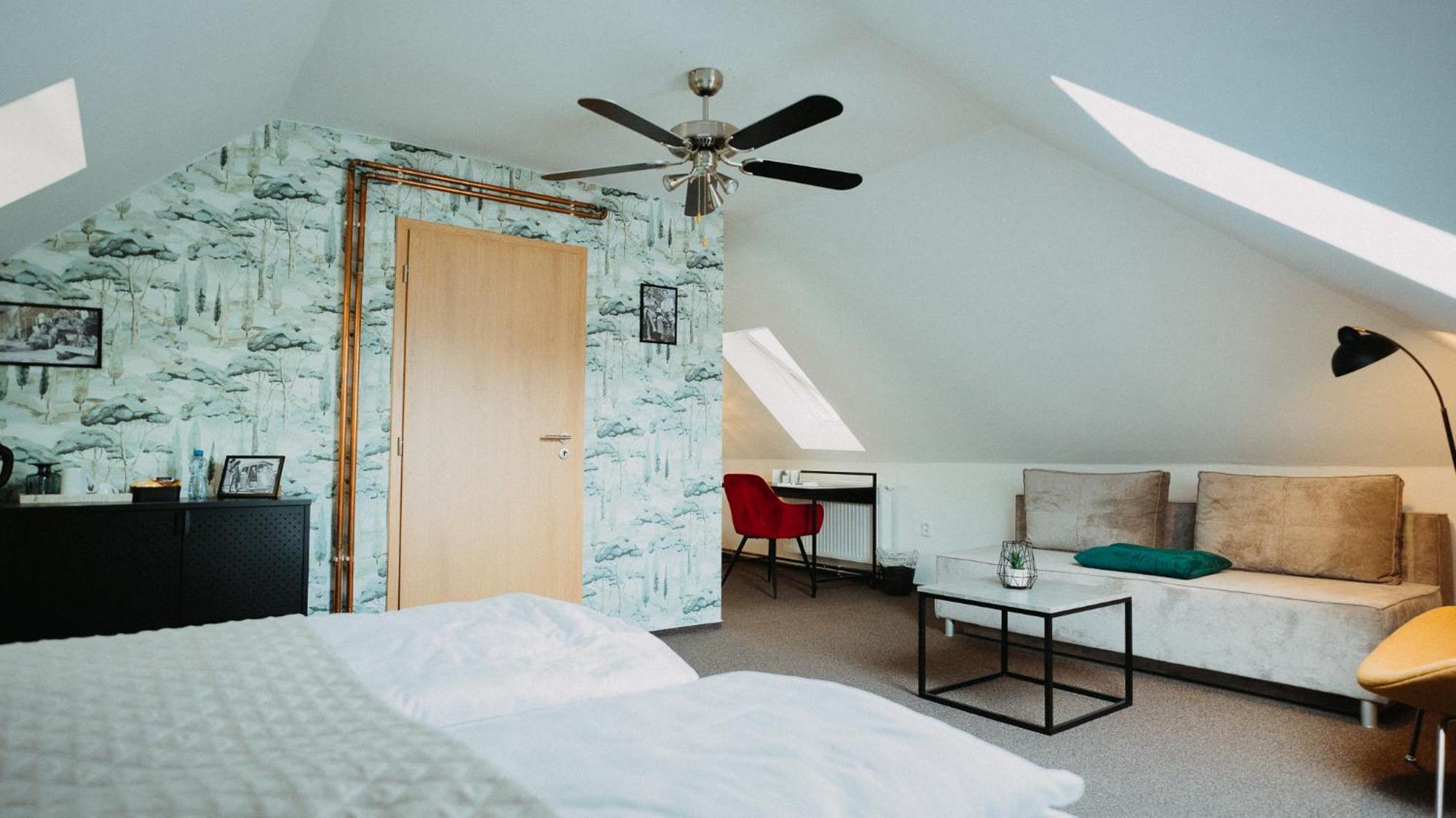 House Otel Hradec Králové Dış mekan fotoğraf