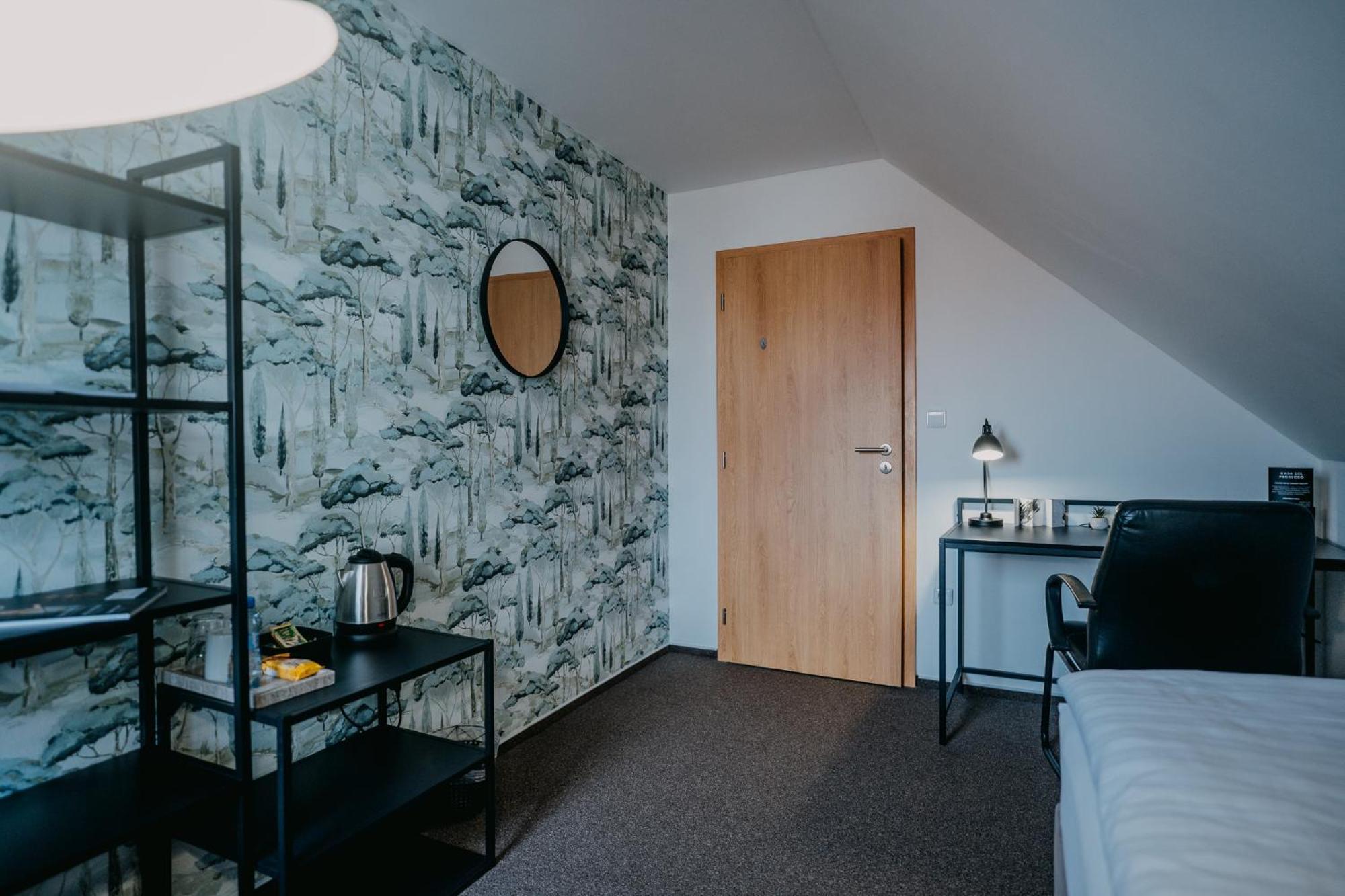 House Otel Hradec Králové Dış mekan fotoğraf