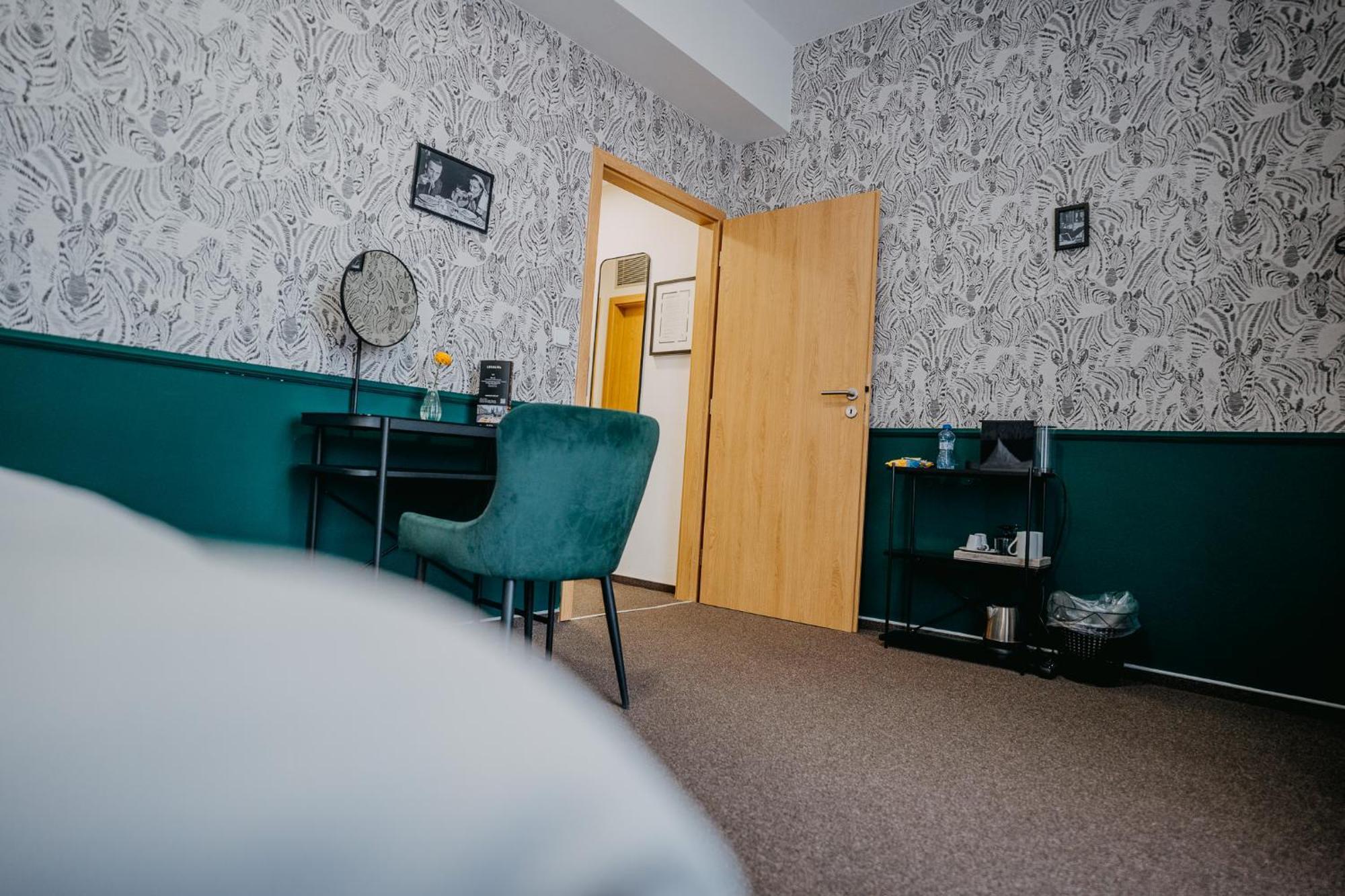 House Otel Hradec Králové Dış mekan fotoğraf