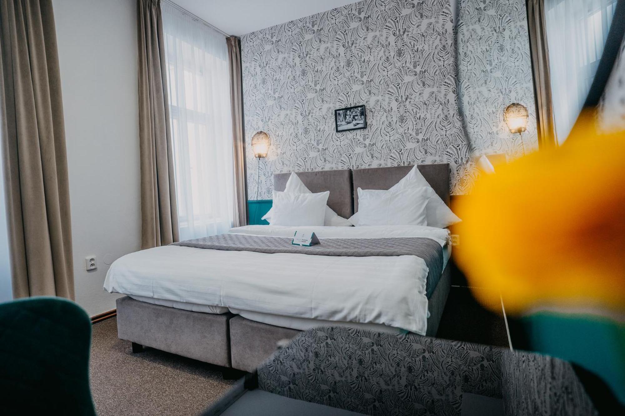 House Otel Hradec Králové Dış mekan fotoğraf