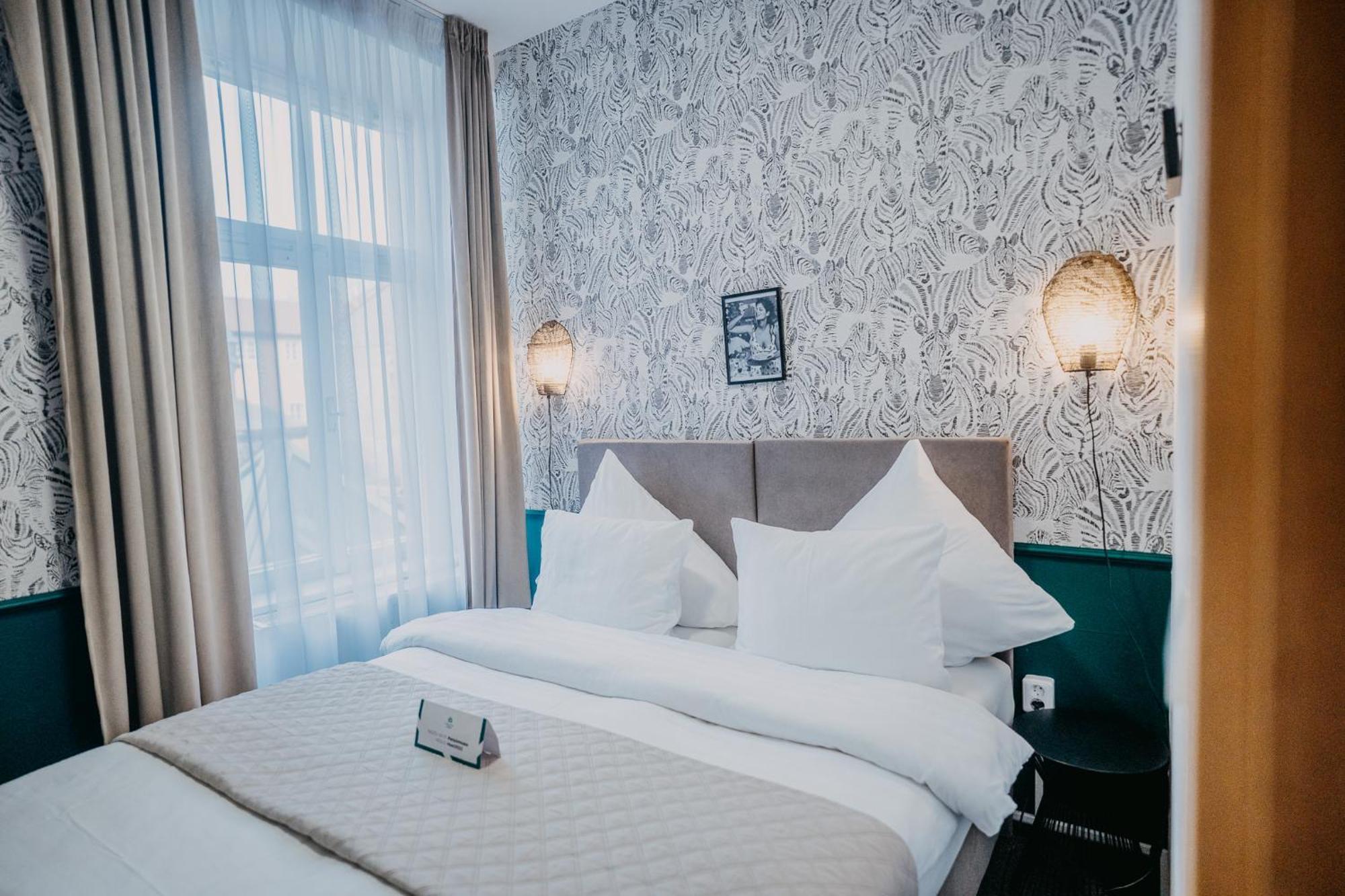 House Otel Hradec Králové Dış mekan fotoğraf
